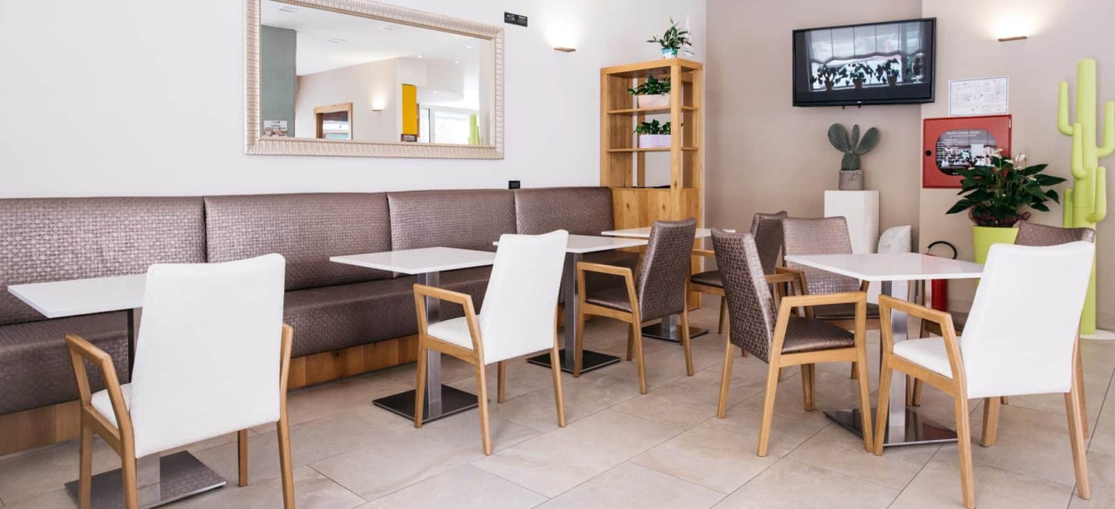 servizi - bar con terrazza 1